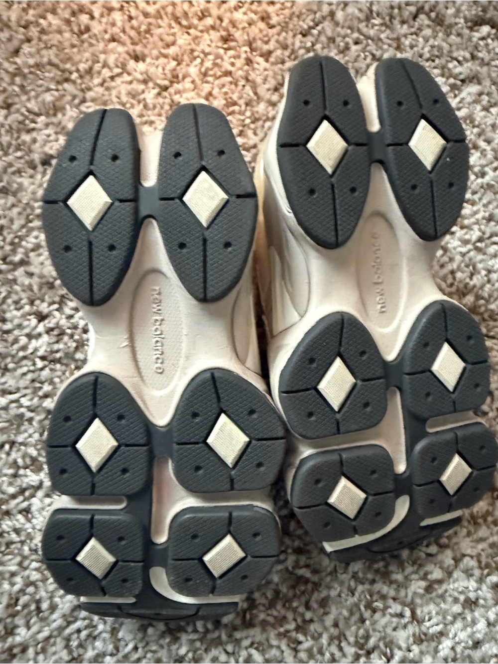 New Balance Kids Cream and Gray Chunky Sneakers - Picture 3 of 3